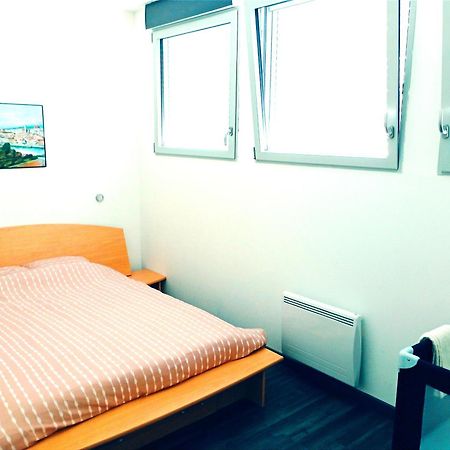 Apartamento Loft Des Ursulines Châlons-en-Champagne Exterior foto